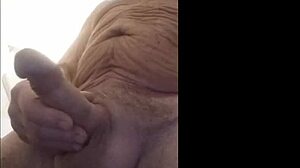 i am an old shaved man feeling horny