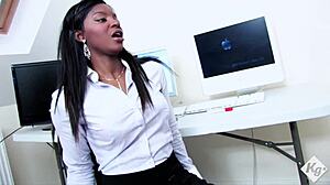 Jasmine Webb Squirts For Girthy Cock!