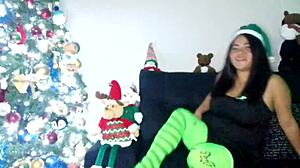 Grinch Arrives In Sexy Flashing Mode