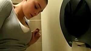 I just had to cum quick in the toilet