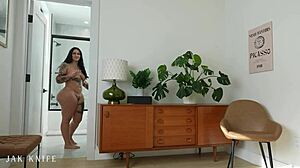 my big booty roommate roxanne roselle swallows me whole