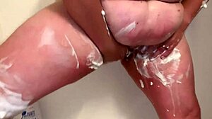 Watched this sexy BBW shave her legs, pussy, and big ass.