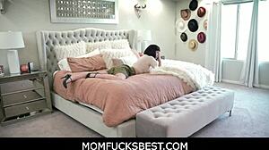 momfucksbest - new man fucks nicole aria 😏