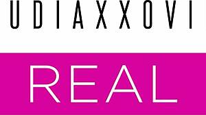 I'm stuck in the laundry, stepson, help with my wet ripped clothes and submissive sex.