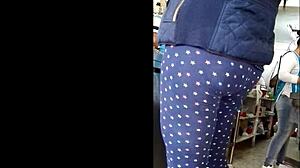 Voyeur spying on culo en las quesadillas!