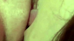 does candy elektra tongue fuck her girlfriend?