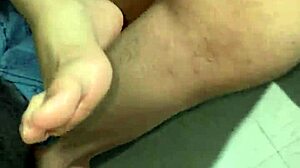 nos cogemos a una compañera de la universidad trio casero con jovencita latina despues de clases