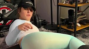 Exercising In Sheer Leggings Reveals Detailed Body Contours