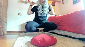 Wow! Check Out This Big Dirty Diaper Full of Pee in Solo Play!