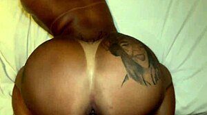 vazou na net novinha de 18 anos dando o cuzinho pela primeira vez no natal