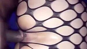 Follando un culazo riko en anal doggystyle interracial