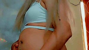 Rica Transexual Masturbándose Rico