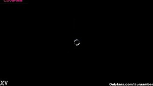 sexy ebony babe rides and squirts on cam