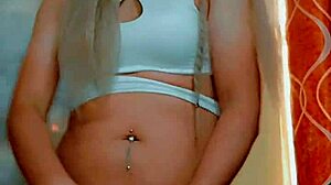 Rica Transexual Masturbándose Rico