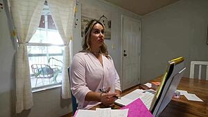 Step-mom rides big cock in doggystyle and blowjob scene