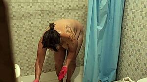 I Find My Best Friend's Mom In The Shower And She Gives Me A Blowjob!