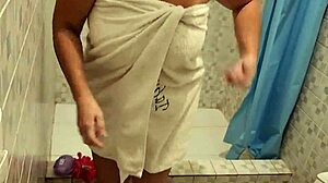 I Find My Best Friend's Mom In The Shower And She Gives Me A Blowjob!