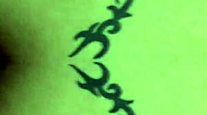 culiando bareback transexual tiffafny shery en 4 en sofa sherytiffany