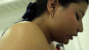 Enseño A Mi Hermanastra A Jugar Billar Y Me La Termino Follando - Porno En Español