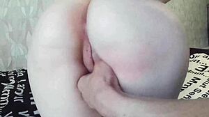 Stepsister allows homemade ass licking and pussy fingering