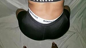 couch del gym me entrena y luego me folla