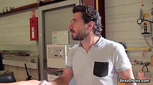 Is Tall Milf Melany Paris Getting Fucked?