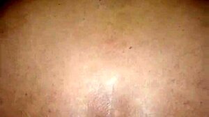 Aunt's Creamy Pussy Close-Up!