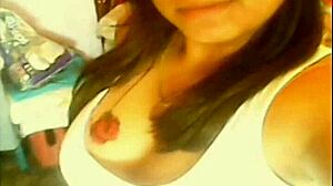 A collection of amateur voyeur scenes unfolds in this pack