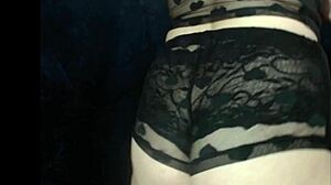 i shake my huge booty in lingerie on chaturbate