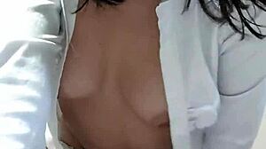 Morrita mexicana pierde una apuesta y me envia su pack con su uniforme escolar que rico se toca y gime 18 a�os inocente