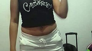 Arlette Bailando Y Ense�ando Su Culo Negro