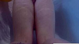 Sexy Nadia Bathes with Rubber Duckies While Masturbating