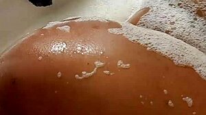 stayrichgirl enjoys bath time update