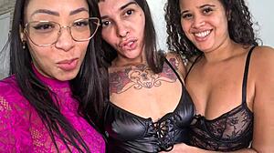 Free Triple Cunt Party for Bisex Girl Who Loves Cock and Cunt but Today Focuses on Cunt Day with Heads-Up Scissoring