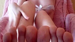Big tits goddess cums wet during solo masturbation!