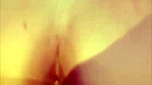 Amateur pounding young girl in hotel room!