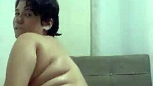 Young brazilian shows wet pussy to voyeurs