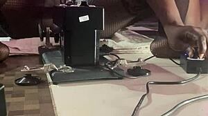 does the black porn star fuck the sex machine