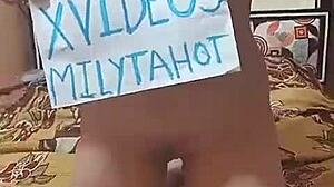 Video de verificacion con esposas y exhibicionismo