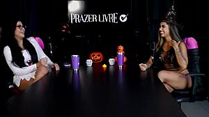 Couple shares exhibitionism and favorite fuck spots