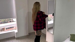 My Roommate Comforts Me After a Bad Date But It Ends Poorly With English Subs