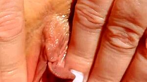 Spread those legs for yoni massage?