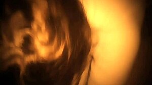 Mi amante le encanta mi verga lo disfruta mientras su esposo trabaja