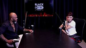 tem os caninos por ser f� de vampiros gravou com casais tem uma rede de apoio com os seguidores e o cara que broxou e meteu mole - annie clementine watch on sheer red