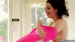 petite lesbian licks box 😍