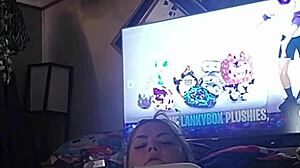 Watch Goldielox Masturbate In Juicy Panties!