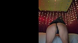 mia niqab in lingerie shakes her ass while using a dildo solo in this homemade compilation.