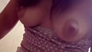 Tetas de mi hermanastra en vestido colombian slut pussy riding.