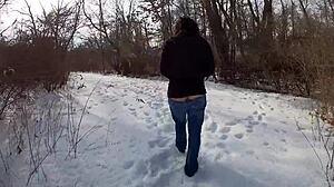 Whaletail Fetish Arctic Milf Ass Outdoors