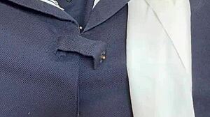 妄装 セーラー服chu-bo-にセクシーランジェリーとアナルピカピカプラグを仕込む